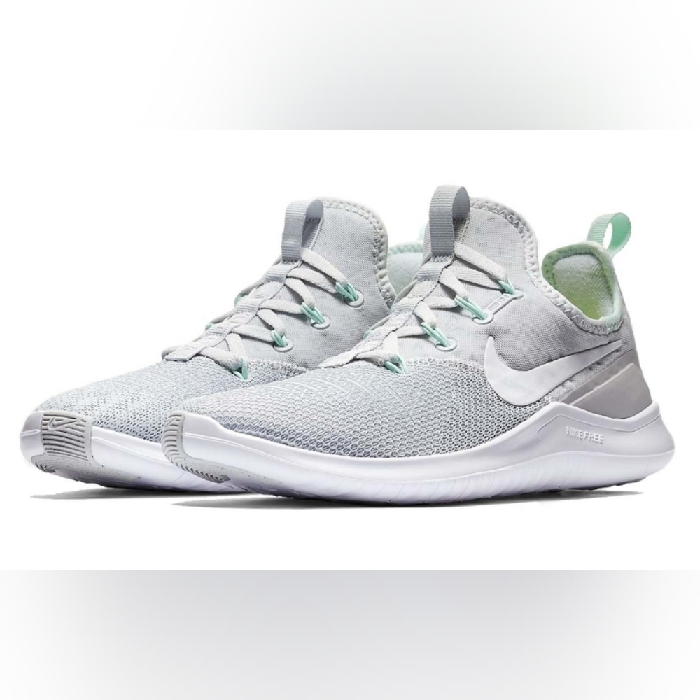 Nike Free TR 8 Women's Training Shoe in Platinum Gray | Size 8